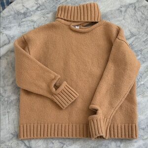 ZARA | 100% Wool Tan Turtleneck Sweater